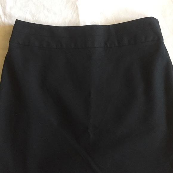 Banana Republic Stretch Straight Skirt Sz 4P - Picture 2 of 9